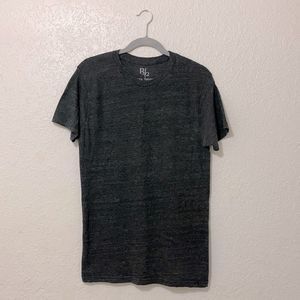 Men’s grey Tee  